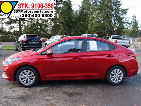 Used 2018 Hyundai Accent SE image 4