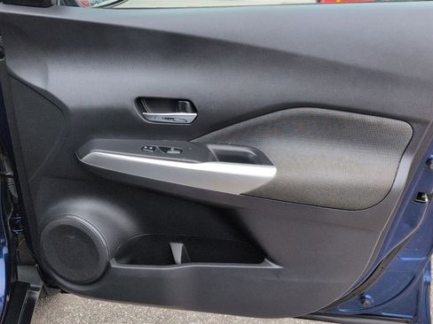 Used 2019 Nissan Kicks SV FWD image 31