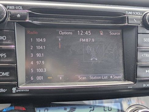 Used 2018 Toyota RAV4 XLE w/ Plus Extra Value Package FWD image 13