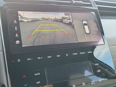 Certified 2023 Hyundai Tucson Limited image 16