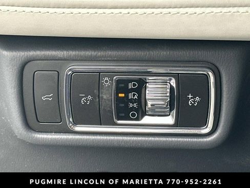 New 2026 Lincoln Aviator Black Label w/ Jet Appearance Package image 36