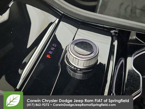 Used 2023 Jeep Grand Cherokee Altitude image 28