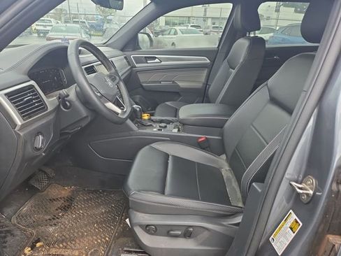 Used 2022 Volkswagen Atlas Cross Sport SE image 10