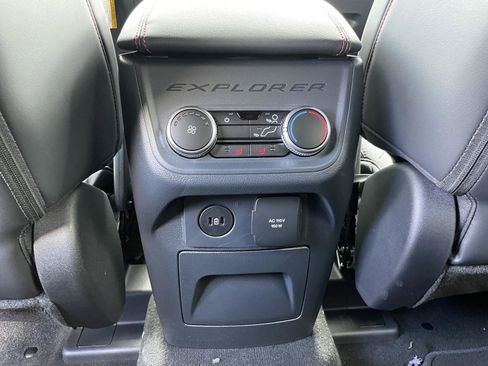 New 2026 Ford Explorer ST-Line w/ ST-Line Street Pack image 39