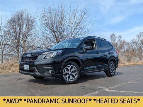 Used 2022 Subaru Forester Premium AWD/4WD image 2