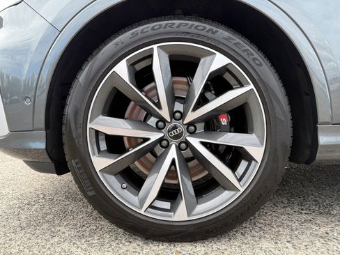 Used 2022 Audi SQ7 Prestige w/ Prestige Package image 20