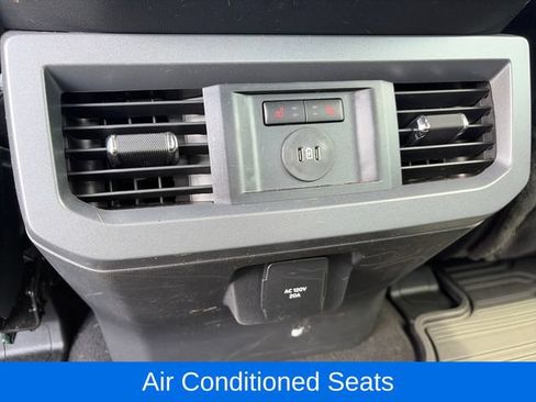 Used 2025 Ford F250 Lariat w/ Lariat Ultimate Package AWD/4WD image 9