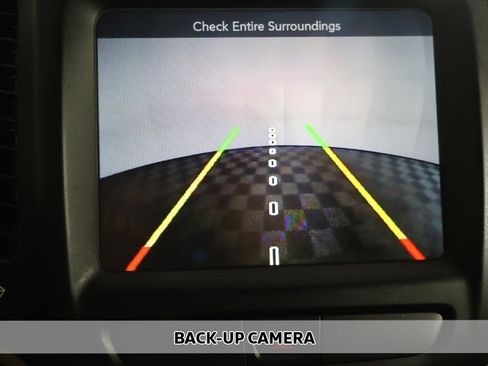 Used 2016 Jeep Cherokee Latitude w/ Cold Weather Group image 3