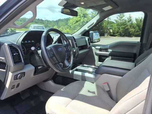 Used 2020 Ford F150 XLT w/ Equipment Group 302A Luxury AWD/4WD image 22