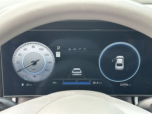 Used 2024 Hyundai Elantra SEL FWD image 10