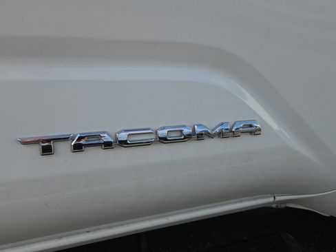 Used 2025 Toyota Tacoma SR5 RWD image 5