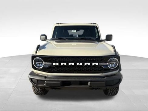 New 2025 Ford Bronco Big Bend image 8