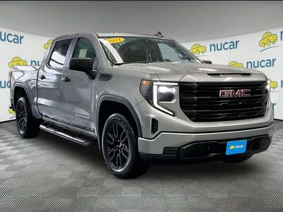 Used 2024 GMC Sierra 1500 Pro w/ Graphite Edition