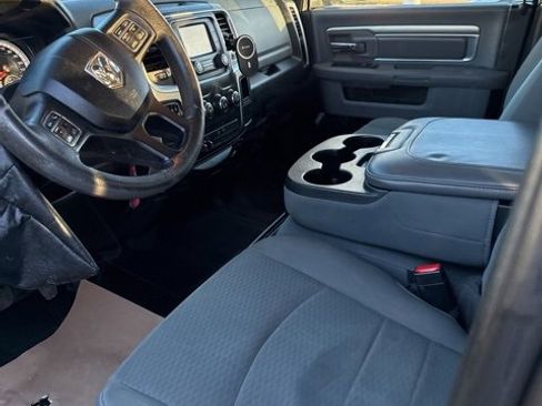 Used 2017 RAM 1500 Outdoorsman image 7