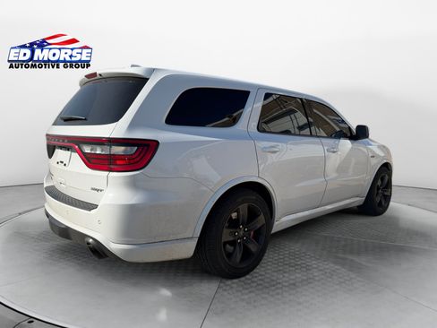 Used 2018 Dodge Durango SRT w/ Technology Group AWD/4WD image 5