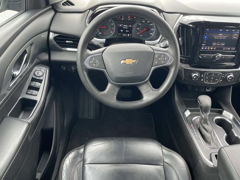 Used 2021 Chevrolet Traverse LS image 14