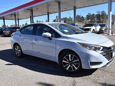 New 2025 Nissan Versa SV w/ Trunk Package image 1