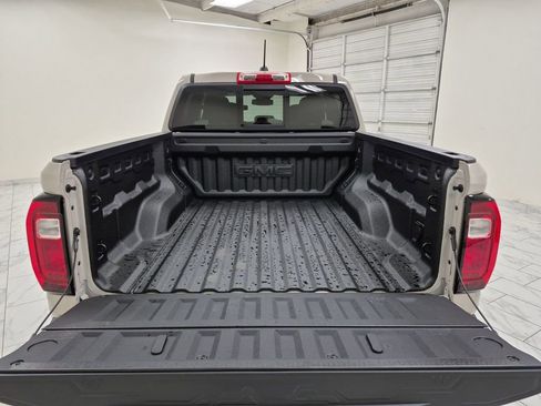 New 2026 GMC Canyon Elevation w/ Convenience Package image 27