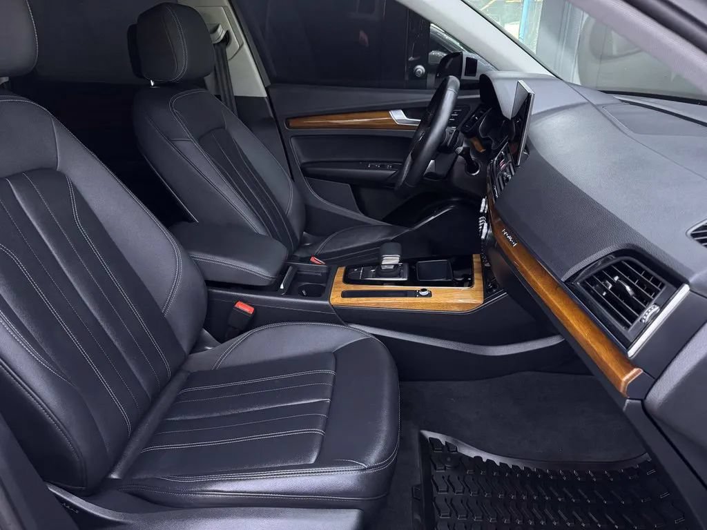 Used 2022 Audi Q5 2.0T Premium AWD/4WD image 30