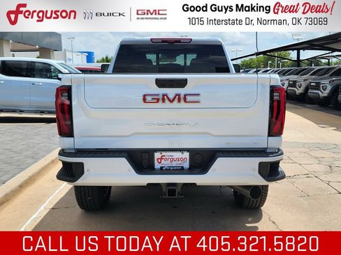 New 2026 GMC Sierra 2500 Denali w/ Denali Reserve Package AWD/4WD image 4
