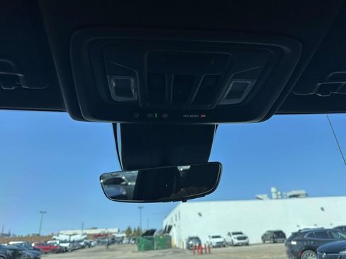 Certified 2023 GMC Sierra 1500 AT4 w/ AT4 Premium Package image 36