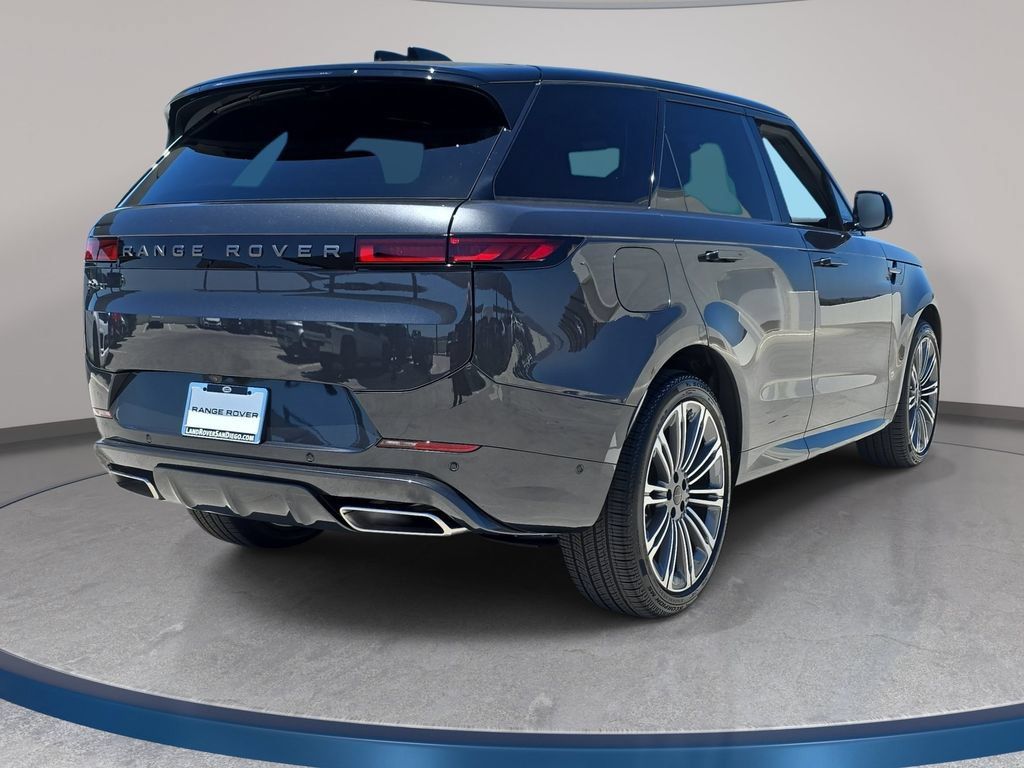 New 2026 Land Rover Range Rover Sport Dynamic SE AWD/4WD image 5