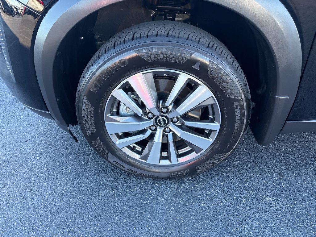 Used 2026 Nissan Pathfinder SL FWD image 36