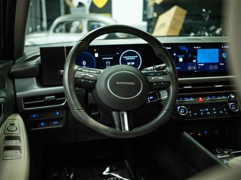 Used 2024 Hyundai Sonata SEL w/ Convenience Package FWD image 16