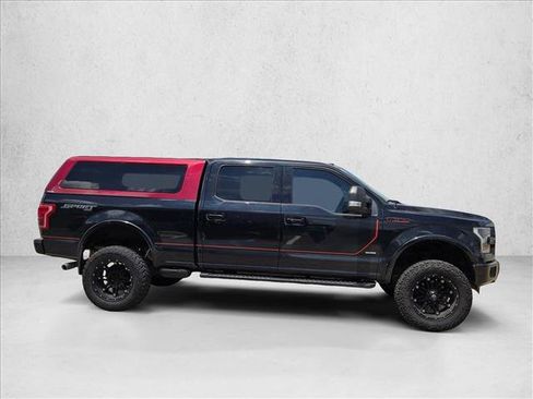 Used 2017 Ford F150 Lariat w/ Equipment Group 502A Luxury AWD/4WD image 4