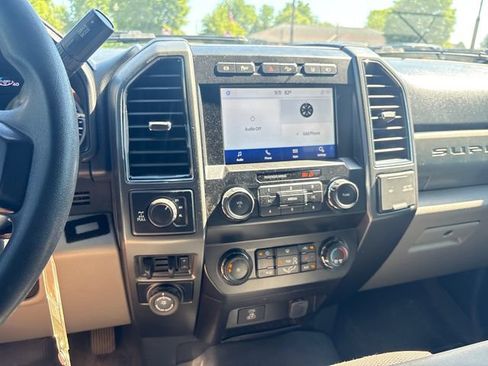 Used 2022 Ford F350 XLT w/ XLT Premium Package AWD/4WD image 20