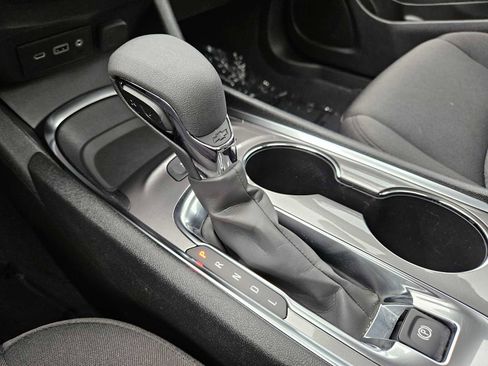 Used 2024 Chevrolet Malibu LT image 31