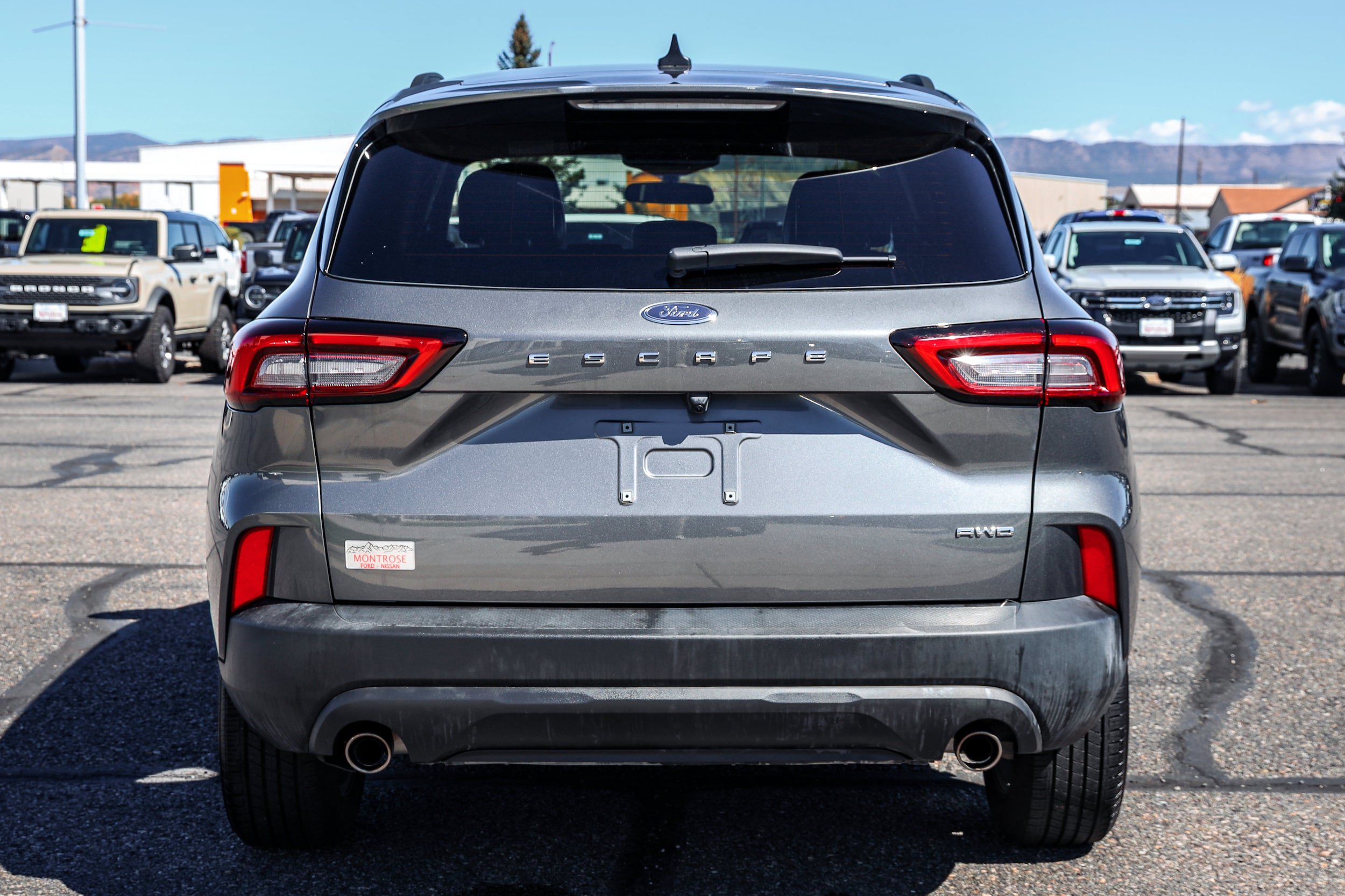 Used 2025 Ford Escape ST-Line Select AWD/4WD image 5