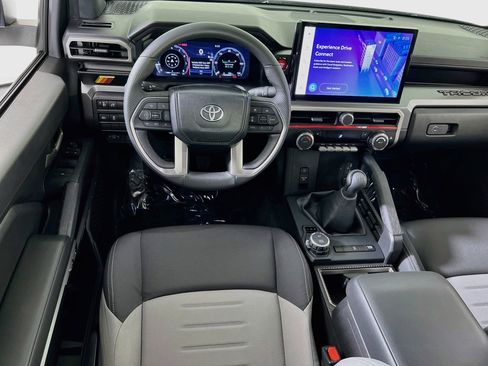 Used 2024 Toyota Tacoma TRD Off-Road image 21