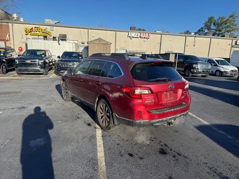 Used 2017 Subaru Outback 3.6R Limited image 6