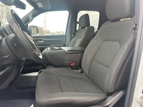 Used 2025 RAM 1500 Big Horn AWD/4WD image 16