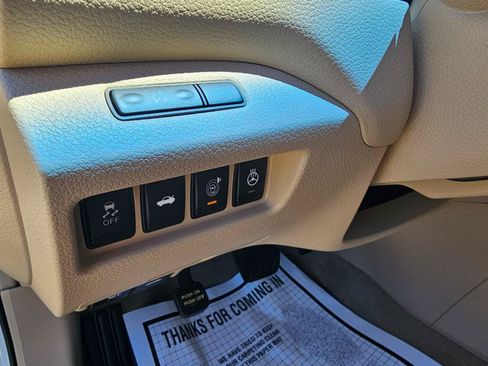 Used 2013 Nissan Altima 2.5 SL w/ Technology Pkg FWD image 31