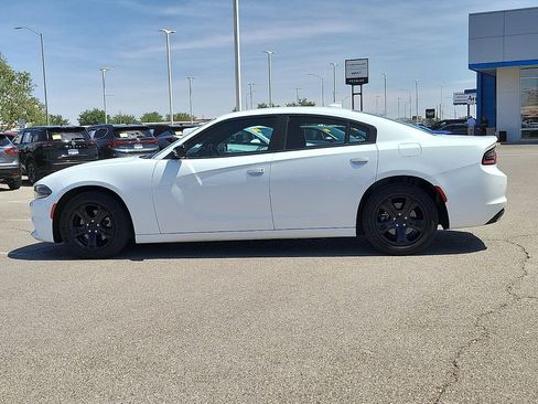 Used 2023 Dodge Charger SXT image 6