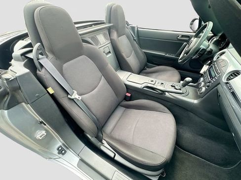 Used 2015 MAZDA MX-5 Miata Club RWD image 23
