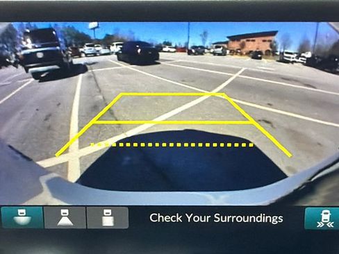 Used 2023 Honda HR-V Sport image 29