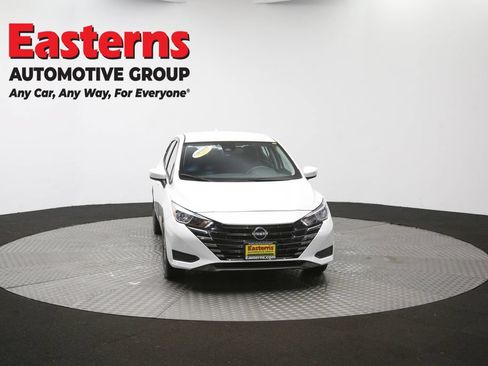 Used 2024 Nissan Versa SV FWD image 50