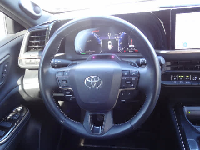 Used 2025 Toyota Crown Signia w/ Advanced Technology Package AWD/4WD image 15