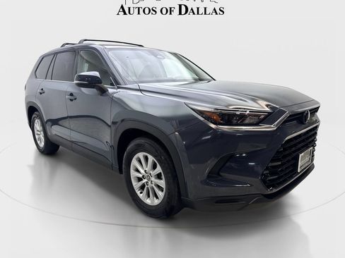 Used 2024 Toyota Grand Highlander AWD image 4