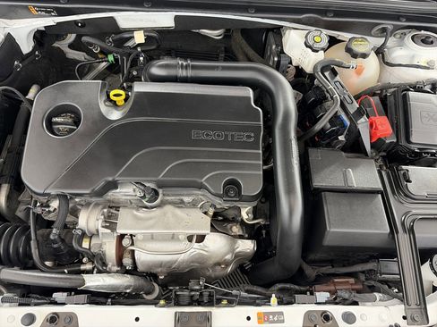 Used 2024 Chevrolet Malibu LT w/ Sport Edition FWD image 11