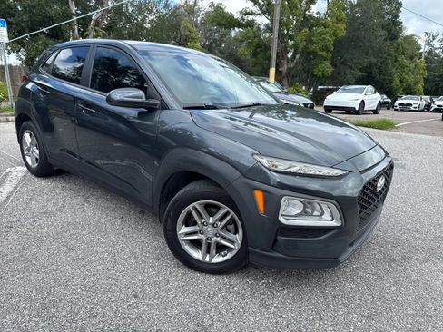 Used 2021 Hyundai Kona SE FWD image 5