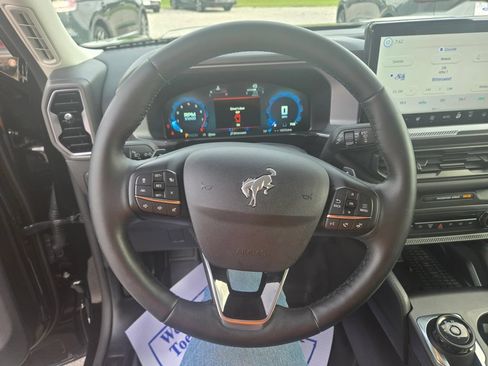 Used 2025 Ford Bronco Sport Badlands AWD/4WD image 10