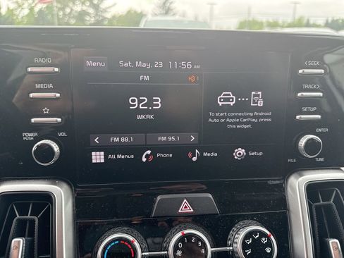 Used 2022 Kia Sorento LX FWD image 8