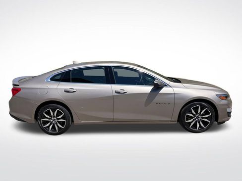 Used 2023 Chevrolet Malibu RS w/ LPO, Floor Liner Package FWD image 7