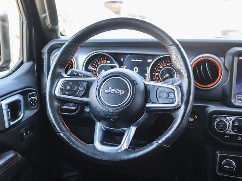 Used 2023 Jeep Gladiator Mojave w/ LED Lighting Group AWD/4WD image 16