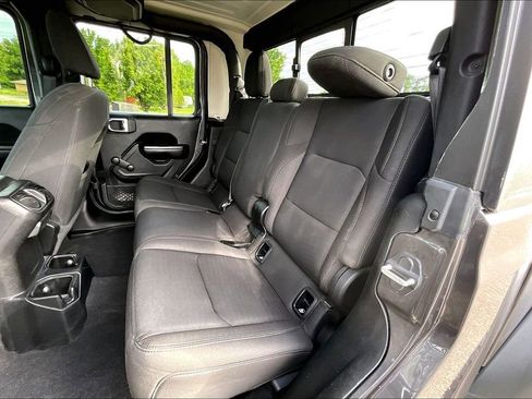 Used 2020 Jeep Gladiator Sport w/ Trailer Tow Package AWD/4WD image 25