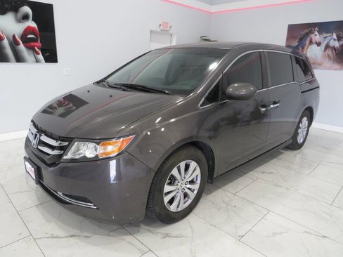 Used 2016 Honda Odyssey SE image 7
